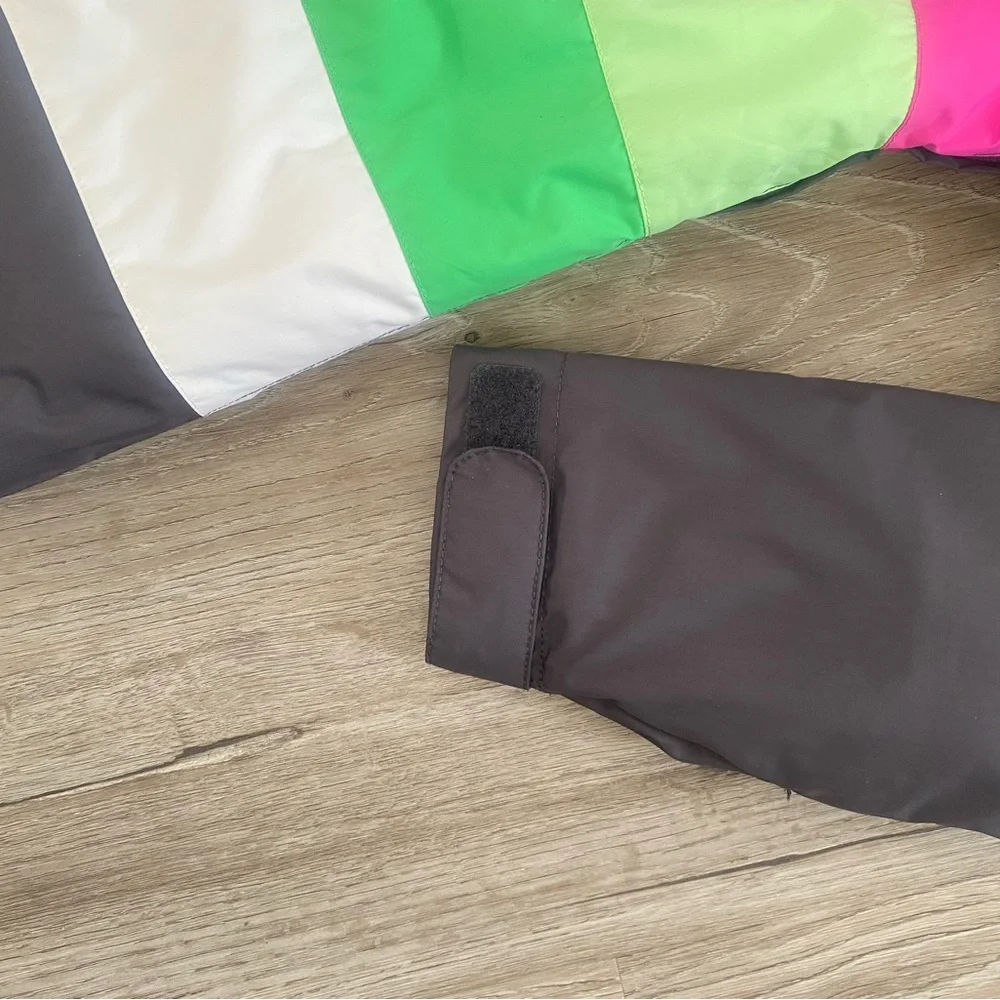 Roxy ski/snowboard jacket - Picture 9 of 11